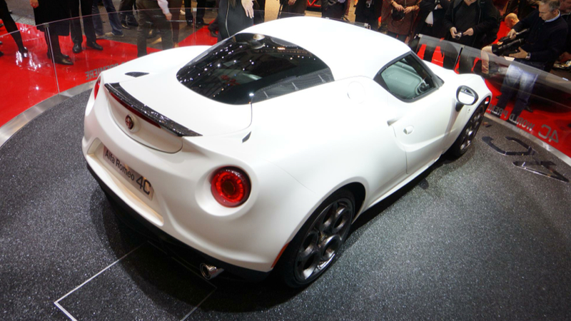 Illustration for article titled Alfa Romeo 4C: 2,100 Pounds Of Italian Lust